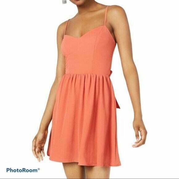 B. Darlin NWT Fit and Flare with open back mini Summer Dress Juniors 11/12 - Picture 1 of 10
